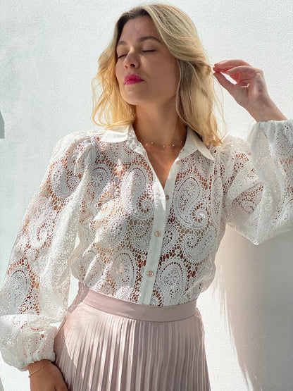 Embroidered Lace Long Sleeve Blouse